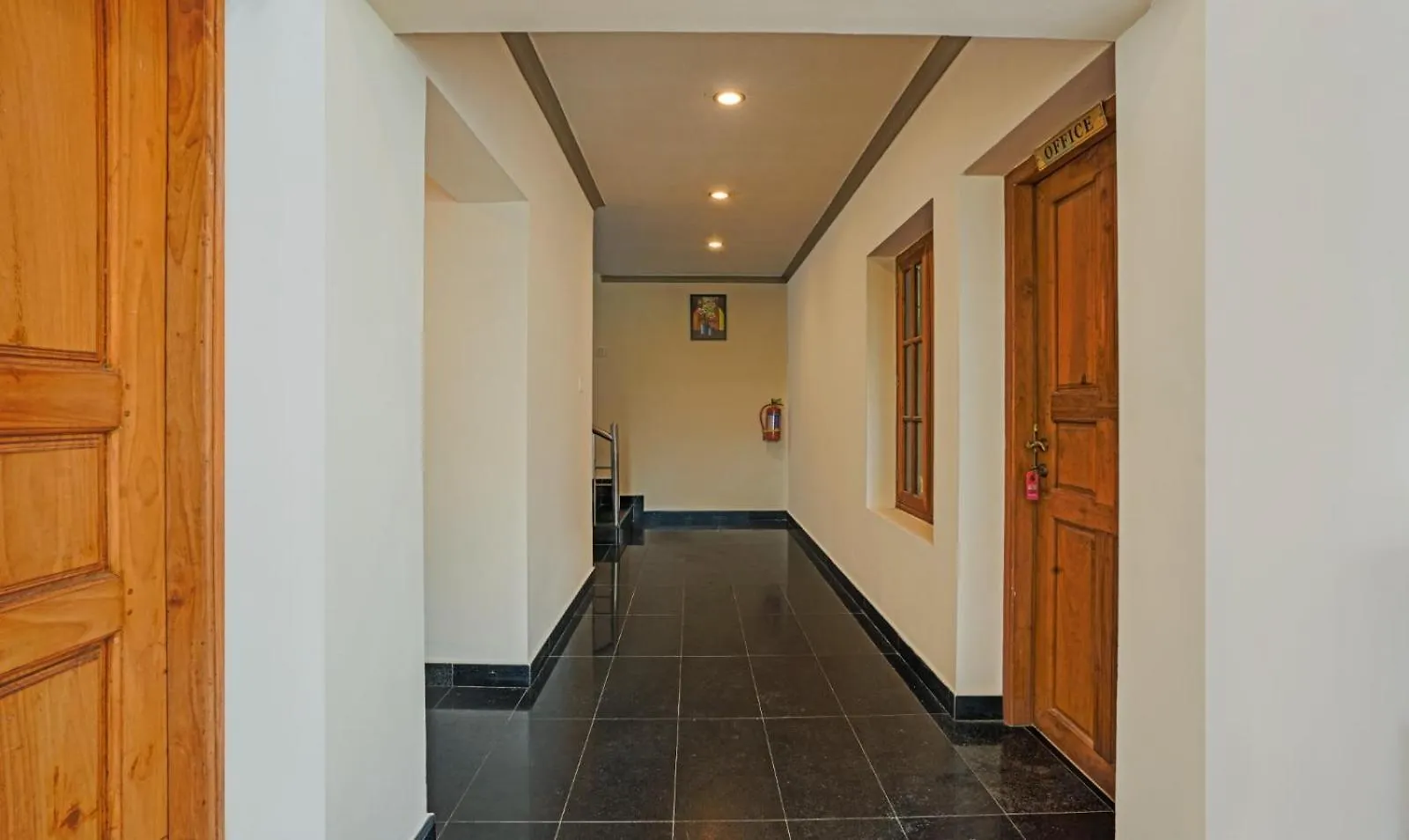 Le Selena Munnar Hotel Chinnakanal Resort